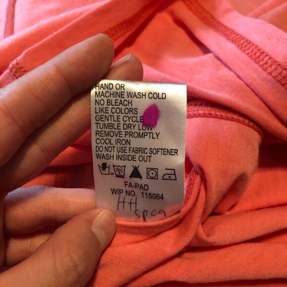 3 for $30! Woolrich pink short sleeve top. Size medium‎ - Picture 6 of 10